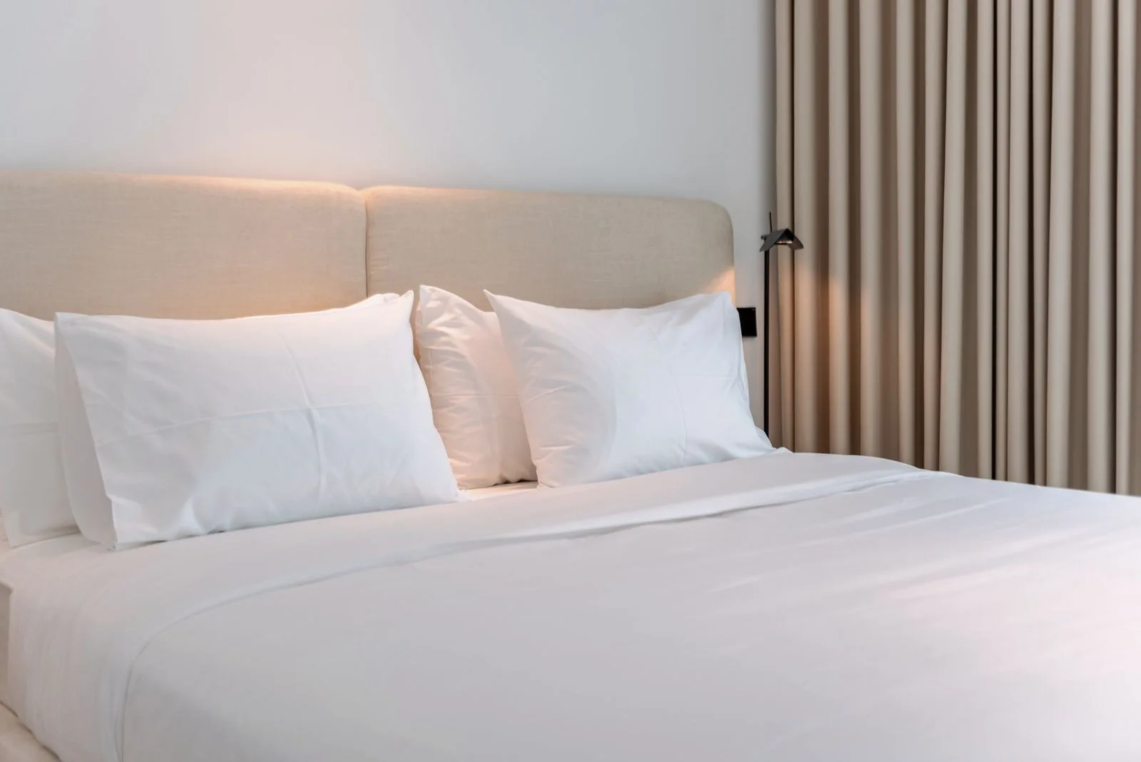 ห้องพักโรงแรมที่ใช้ที่นอน Bed House & Co.